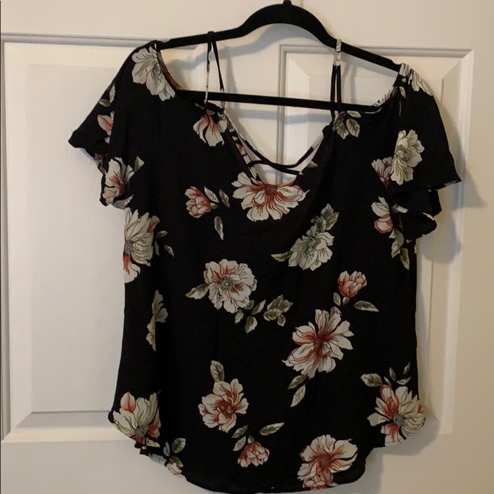 Flower Peep Shoulder Blouse